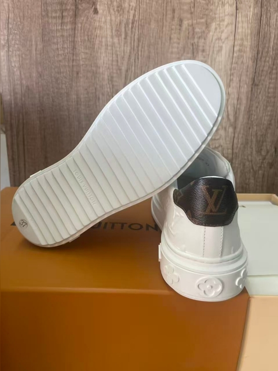 Louis Vuitton Time Out Sneakers - Picture 12 of 12